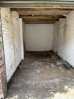 Garage for sale, Garage 22, Rear of shops/Cranleigh Rise, Caerdydd, Caerdydd, CF3 4AJ