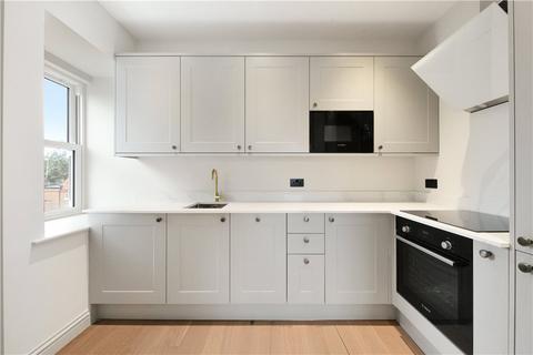 3 bedroom apartment for sale, Hillcrest Road, London