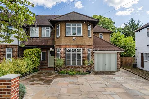 4 bedroom semi-detached house for sale, Celtic Avenue, Bromley