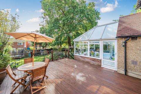 30 Celtic Avenue, Bromley, BR2 0RU