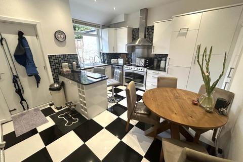 2 bedroom terraced house for sale, Mills Hill Road, Manchester M24