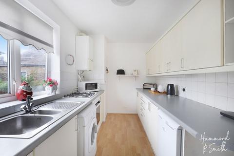 2 bedroom maisonette for sale, Chingford Mount Road, London E4