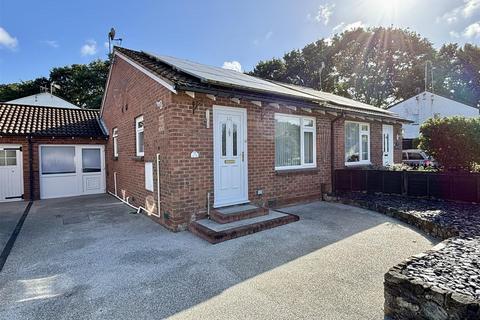 1 bedroom semi-detached bungalow for sale, Meadowsweet Road, Poole BH17