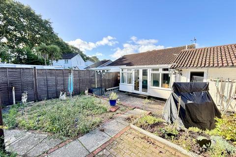 1 bedroom semi-detached bungalow for sale, Meadowsweet Road, Poole BH17