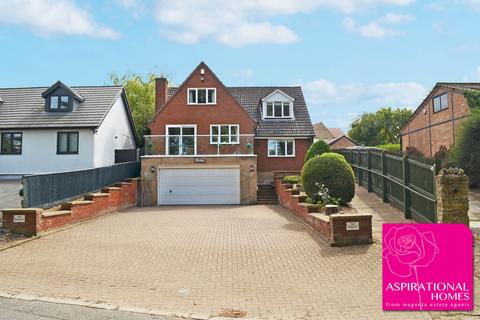 4 bedroom detached house for sale, Brooks Road, Raunds