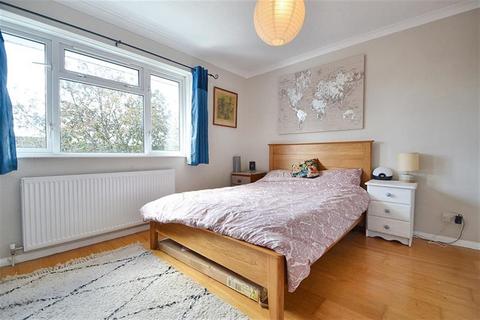 26 Ramsay Road, Kings Worthy, Winchester, SO23 7PR