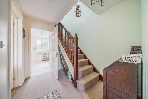16 Bland Drive, Hawkinge, Folkestone, CT18 7PX