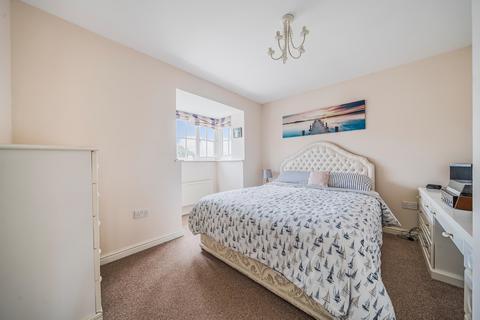 16 Bland Drive, Hawkinge, Folkestone, CT18 7PX