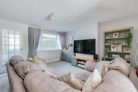 123 Robin Way, Chelmsford, CM2 8AU
