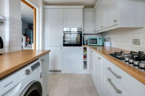 123 Robin Way, Chelmsford, CM2 8AU