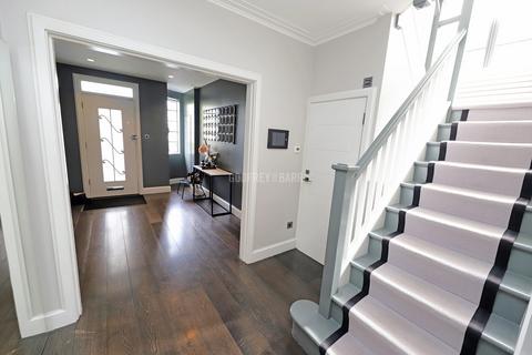 4 bedroom semi-detached house for sale, Hampstead Garden Suburb N2