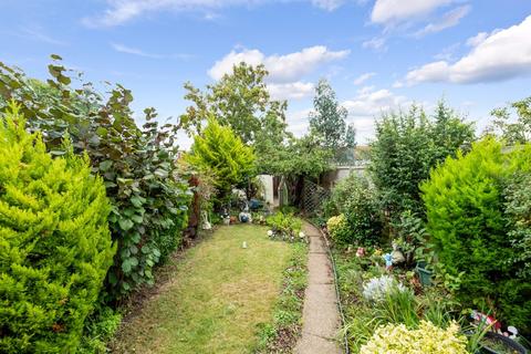 3 bedroom terraced house for sale, Stoneleigh Avenue, Worcester Park