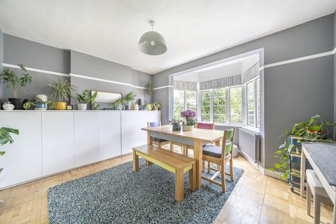 37 Horn Park Lane, London, SE12 8UX