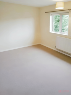 2 bedroom maisonette for sale, Ash Road, Newark, NG24