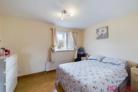 19 Birling Close, Nottingham, NG6 7FS