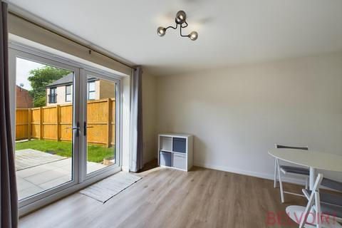 19 Blackstone Walk, The Meadows, Nottingham, NG2 2HQ
