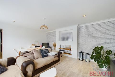 1 Courtleet Way, Nottingham, NG6 8FF