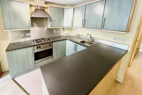 2 bedroom flat for sale, Raleigh Square, Nottingham, NG7