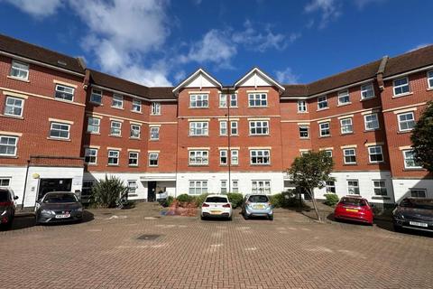 2 bedroom flat for sale, Bell Chase, Aldershot