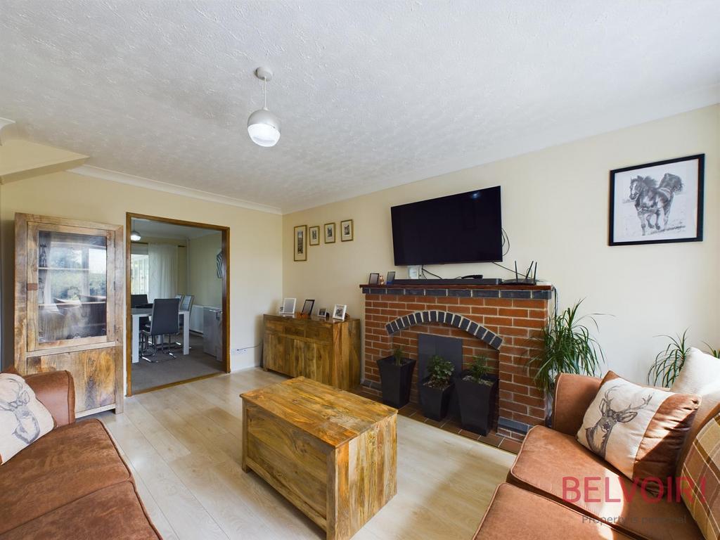 Windsor Road, Selston, NG16 4 bed detached house for sale £260,000