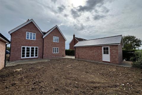 4 bedroom detached house for sale, Smeetham Hall Lane, Bulmer, Sudbury, Suffolk, CO10