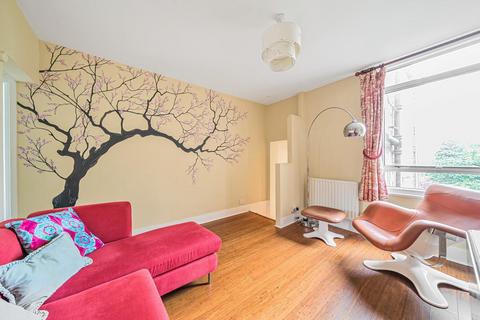 2 bedroom flat for sale, Fawnbrake Avenue, Herne Hill