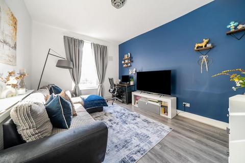20b Stanger Road, London, SE25 5JU