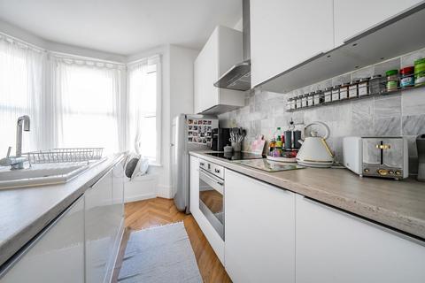 20b Stanger Road, London, SE25 5JU