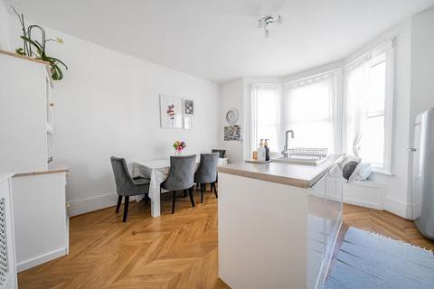 20b Stanger Road, London, SE25 5JU