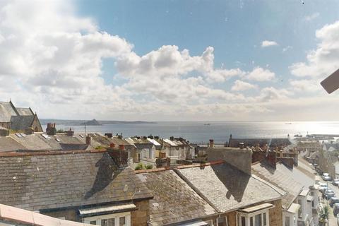 2 bedroom terraced house for sale, St Marys Street, Penzance TR18