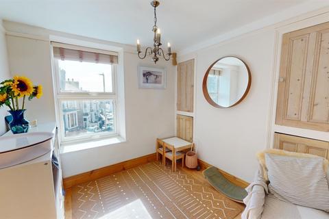 2 bedroom terraced house for sale, St Marys Street, Penzance TR18