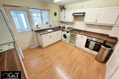 2 bedroom semi-detached house for sale, Beaumaris Close, Dudley