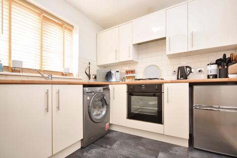 57 Airedale Heights, Wakefield, WF2 8YG