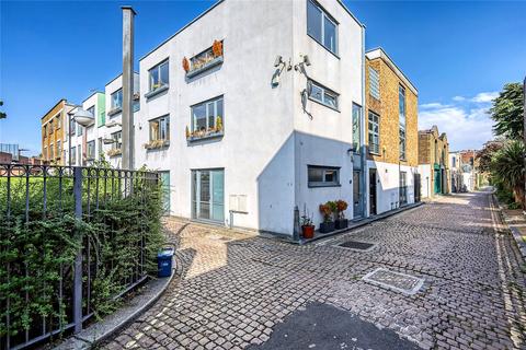 2 bedroom end of terrace house for sale, Culford Mews, Islington, London, N1