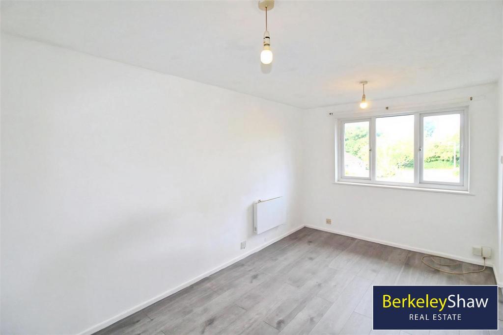 Bedroom/living room