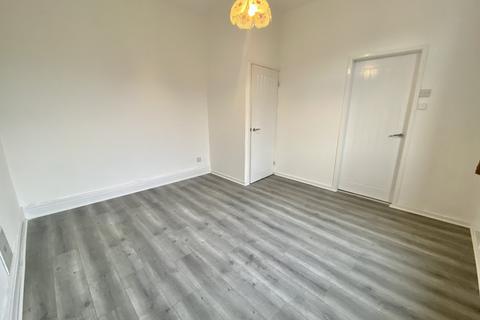 1 bedroom flat to rent, Moorland Road, Didsbury, Manchester, M20