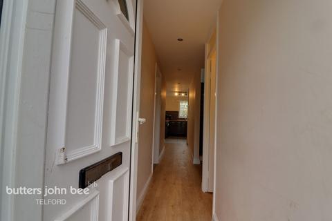 3 bedroom terraced house for sale, George Chetwood Court, Telford