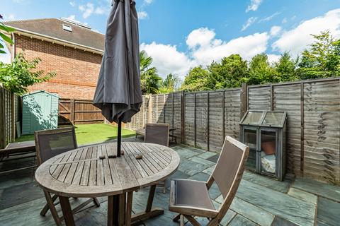 18 Kingswood Road, Shortlands, Bromley, BR2 0NJ