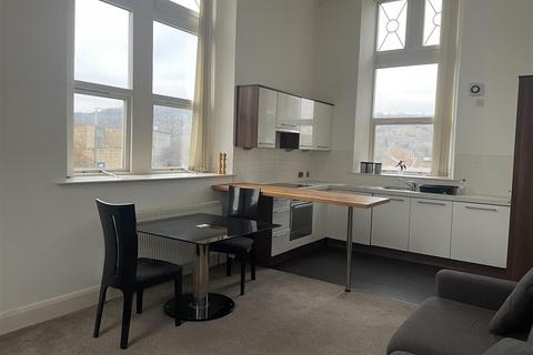 1 bedroom property to rent, Prescott Street, Halifax HX1