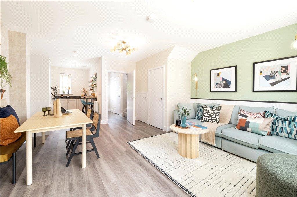Living/Dining Area