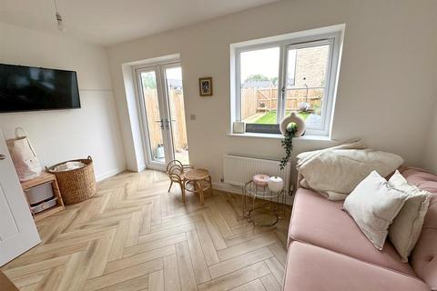 2 bedroom townhouse for sale, Shuttle Mews, Silsden