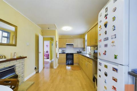 Sunrise Coombe View, Perranporth, TR6 0JJ