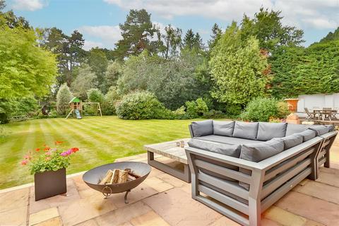 1 Lawrence Drive, Poole, BH13 7EN
