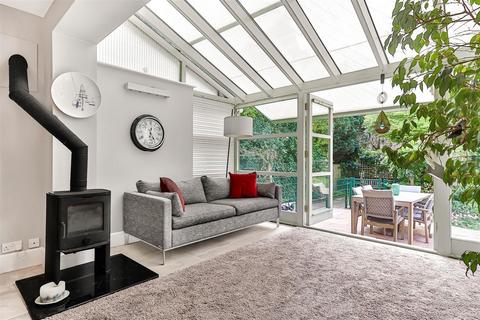 1 Lawrence Drive, Poole, BH13 7EN
