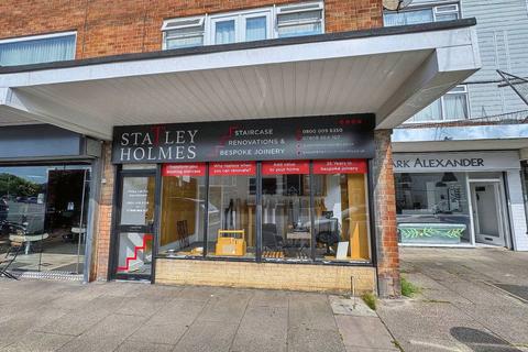 Shop to rent, Parr Lane, Bury, BL9