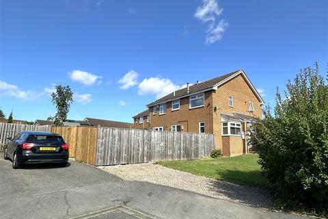 10 Brundall Close, Stockton-on-tees, TS19 0XF