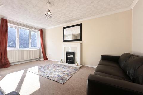 2 bedroom semi-detached house for sale, Best Close, Wigston LE18