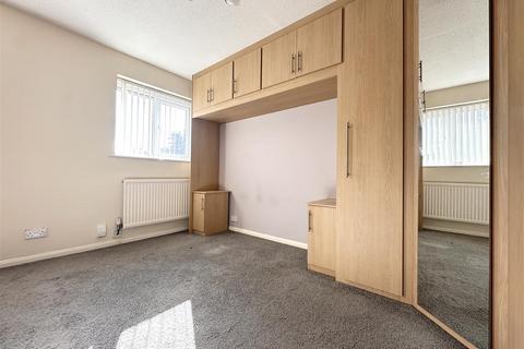 15 Best Close, Wigston, LE18 4PZ