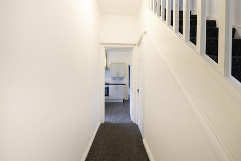 3 bedroom terraced house for sale, Oxford Street, CF15