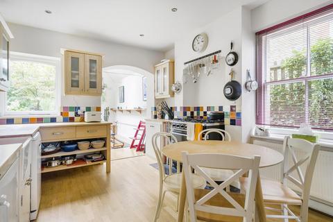 4 bedroom semi-detached house for sale, Canonbie Road, Forest Hill